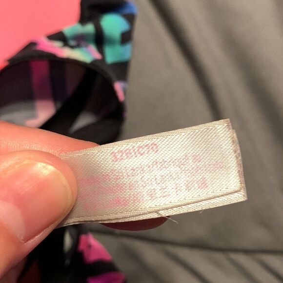 Pink Victoria’s Secret bra size: 32B style: wear everywhere push up - Picture 6 of 6